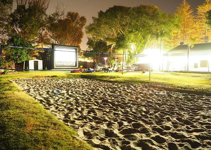 Backpackers Inn On The BeachHostel